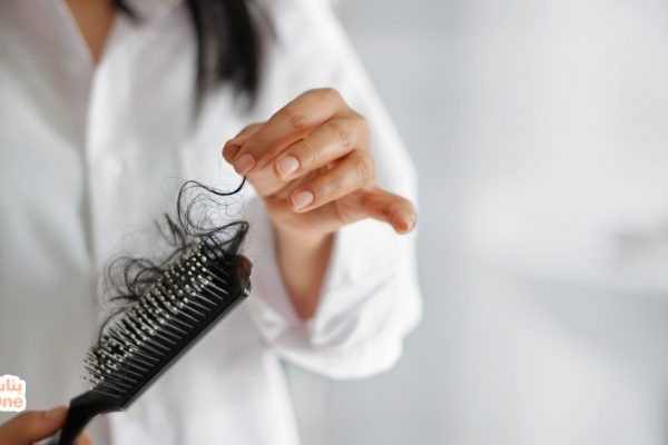 طرق علاج تساقط الشعر بالوصفات الطبيعية  