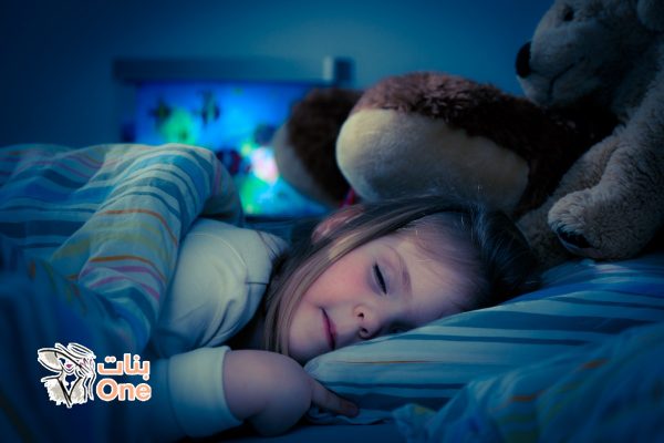 5 أشياء تضبط ساعة نوم طفلك  