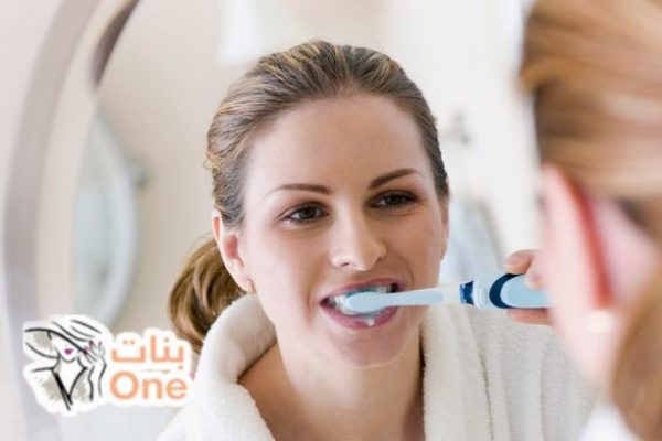 ما هو تنظيف الأسنان من الجير  