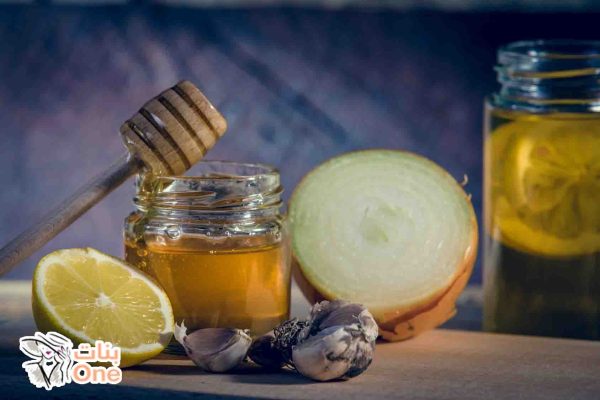 فوائد البصل والعسل للجسم والشعر  