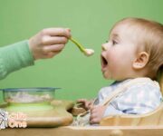كيفية تغذية الطفل في الشهر السابع جيدًا  