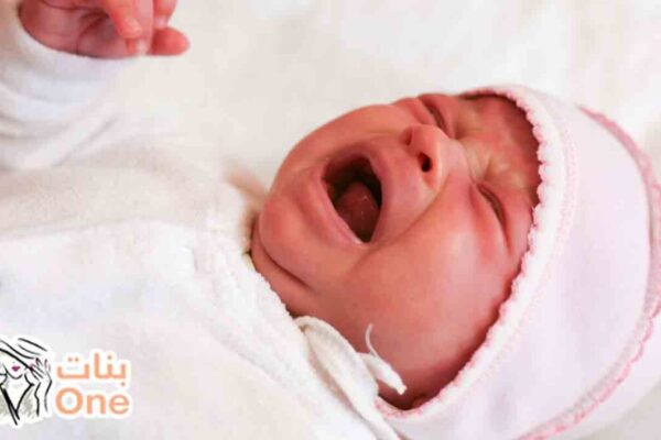 علاج غازات الطفل حديث الولادة  