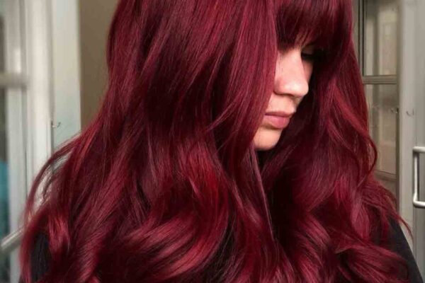 طريقة صبغ الشعر باللون الأحمر  