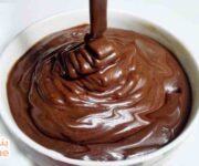 طريقة عمل صوص الشوكولاتة بدون قشطة  